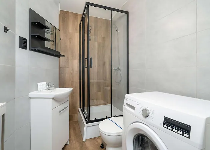 Wyjatkowe Jasne W Centrum Poznania By Renters * بوزنان